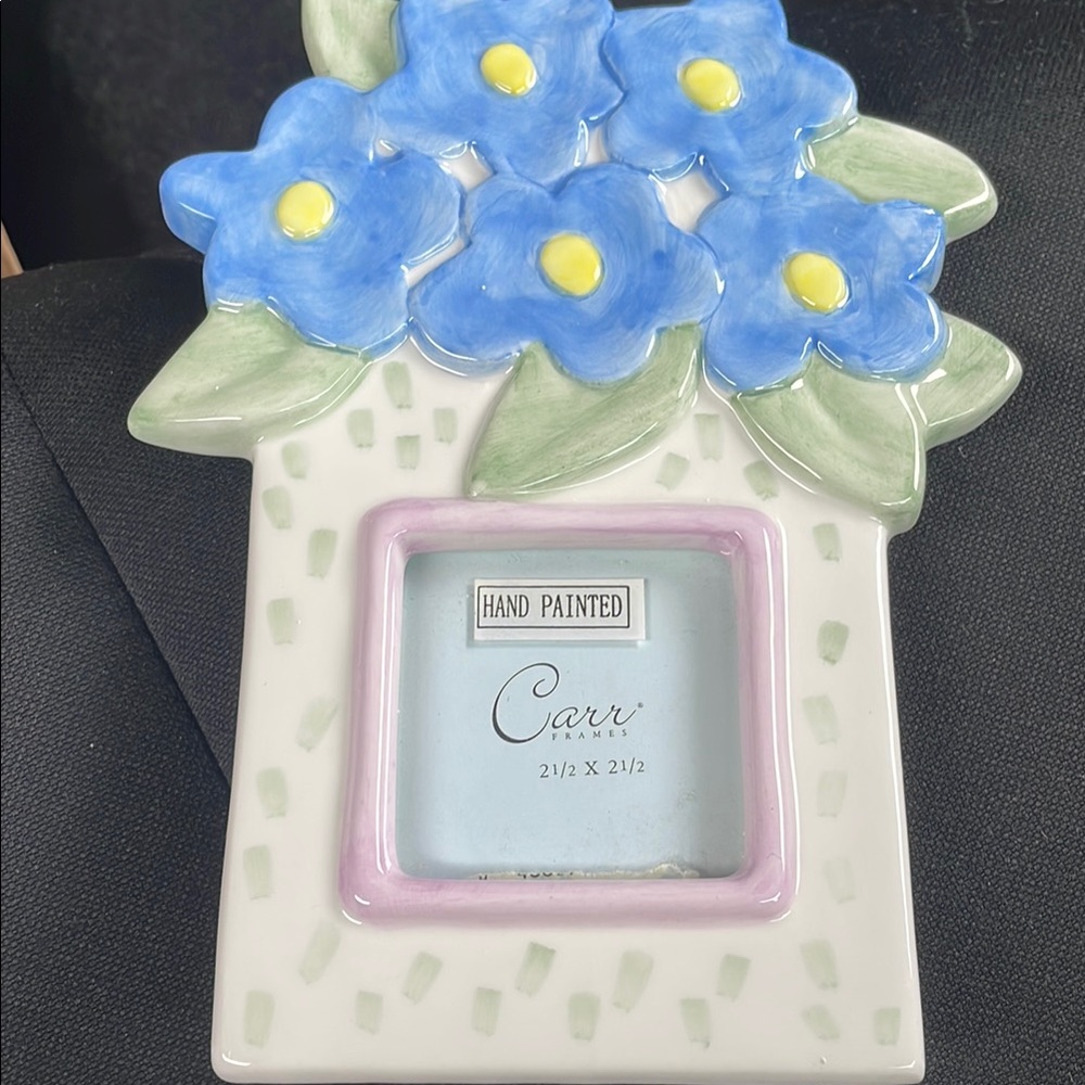 Carr Frames Hand Painted Size 2 1/2 X 2 1/2 NWOT